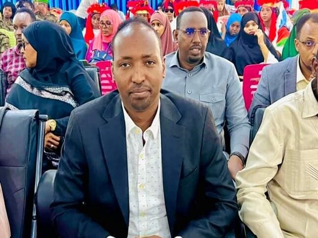 Wasiirka Wasaaradda Cadaaladda iyo Arrima Garsoorka Mudane, Xasan Cabdi qaadir ayaa ka qeyb galay Munaasabad lagu xusayey Maalinta Haweenka Adduunka ee 8da Maarso ayaa ku ammaanay Haweenka Soomaaliyeed kaalinta ay kaga jiraan horumarinta bulshada.